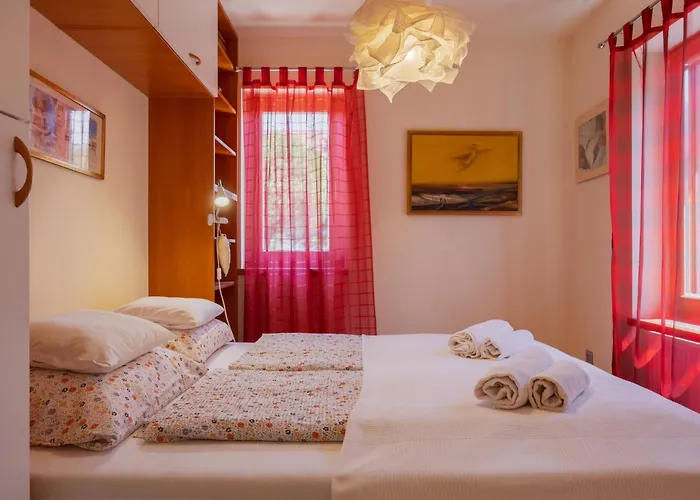 Clarissa By Interhome בית נופש